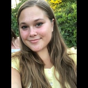 Meet your Posher, Zoe